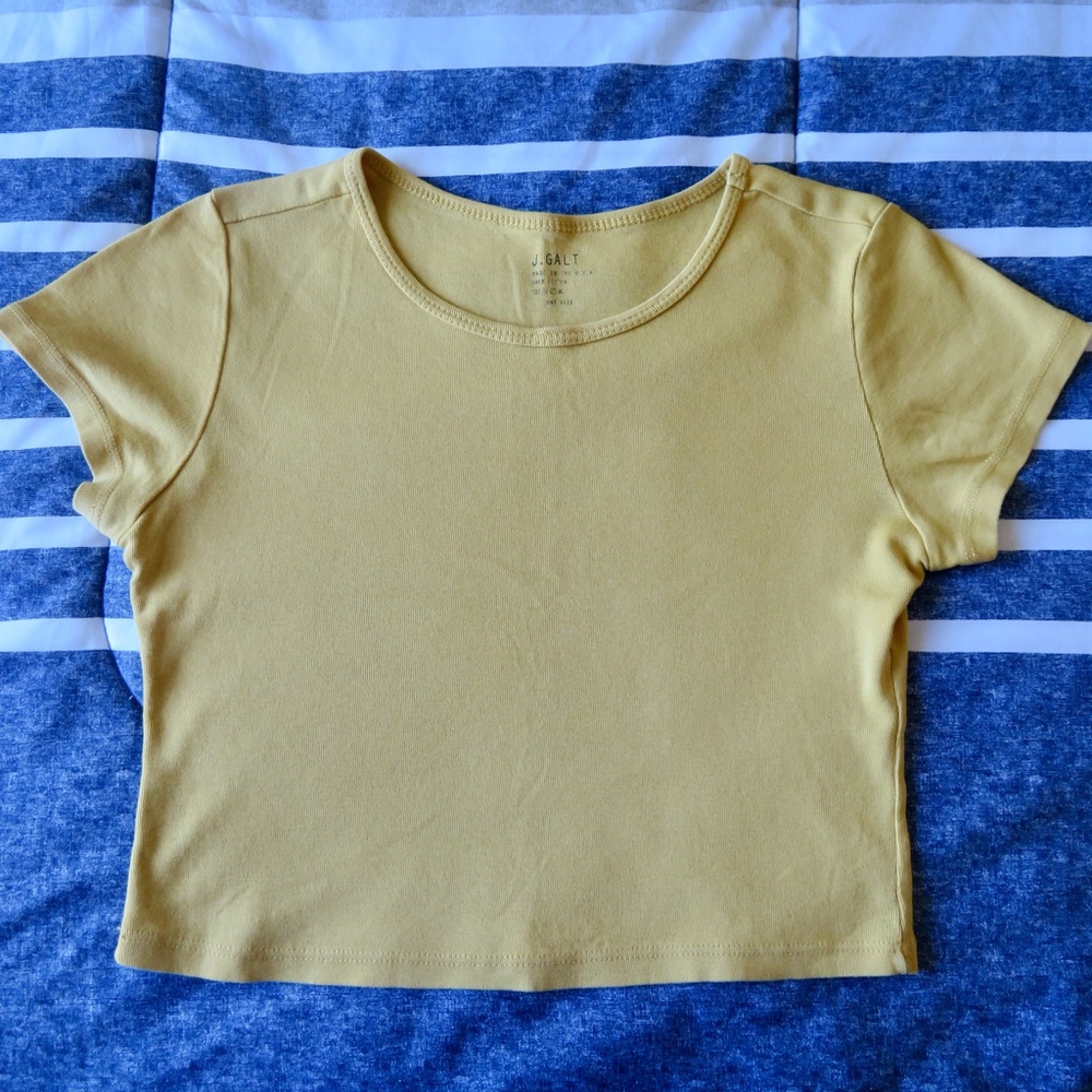 SOLD ON DEPOP Brandy Melville Ashlyn Yellow Top